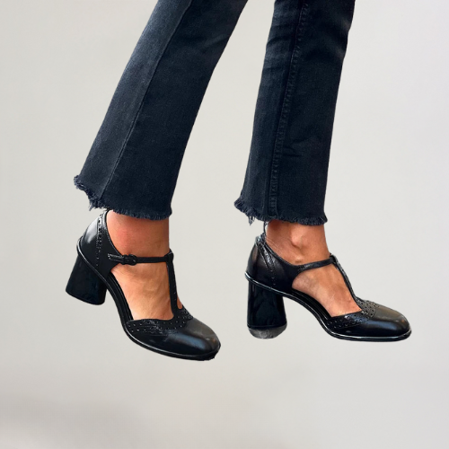 Finnhild | Klassiske T-bar sko med vintage-hæl